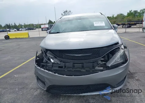 2020 Chrysler Pacifica Touring из США, поврежденный, VIN 2C4RC1FG7LR134863